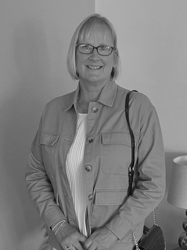 Sue Walker - Russell